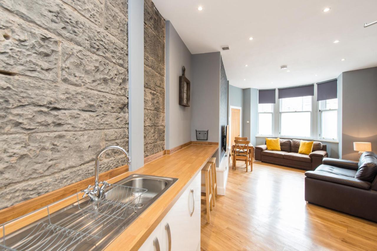 Spacious Grassmarket 2 bedroom apartment Edinburg Exteriör bild